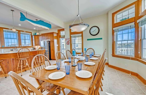 Ocean Isle Estates Casa | Servicios de lujo Vista al mar Avon-Pool, jacuzzi, sala de juegos, ropa de cama, paseo marítimo de playa