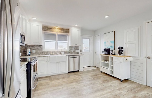 Holden Beach Casa | Oceanview home with hot tub, boat dock and direct canal access