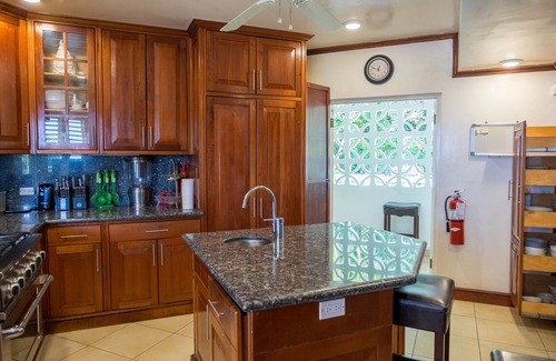Montego Bay Villa | OCEANVIEW | PISCINA PRIVADA, Montego Bay, Jamaica, Equipo completo, Seguridad, 5 acres