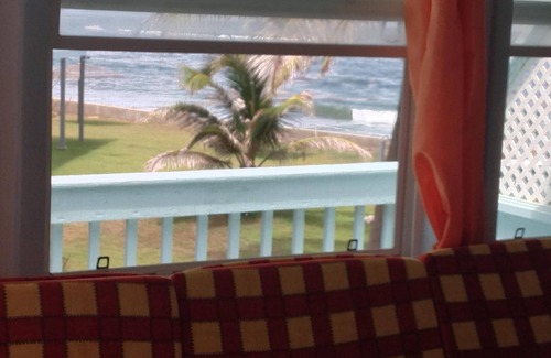 Kittian Village Villa | Sealofts con vista al mar: NO hay escaleras de caracol y solo 25 pasos hacia el océano