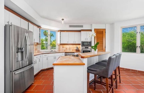 Cerro Gordo Villa | Oceanview Villa in Gated Beachfront Community w/ Full Backup Generator & Cistern