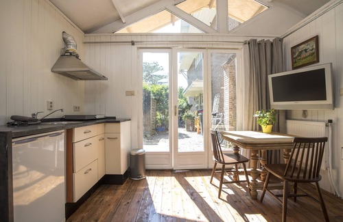 Zandvoort Chalet De Esquí | Ocho. Muy recomendado si buscas un lugar acogedor para alojarte en una quie