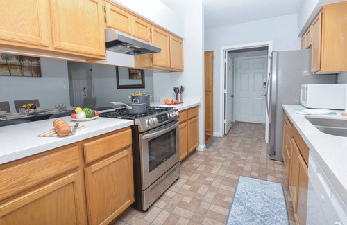 Yuma Casa | OCO-Heated pool for additional fee and spacious 4br home for your comfort.