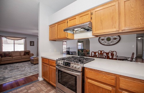 Yuma Casa | OCO-Heated pool for additional fee and spacious 4br home for your comfort.