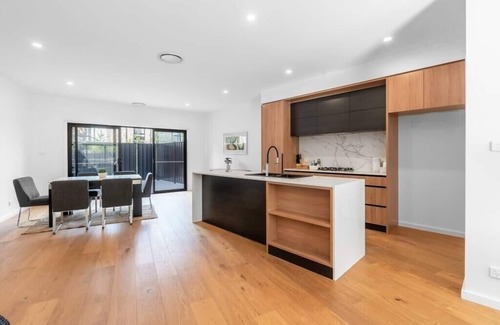 O'Connor Casa | O‘Connor 3 bedroom Townhouse in Canberra