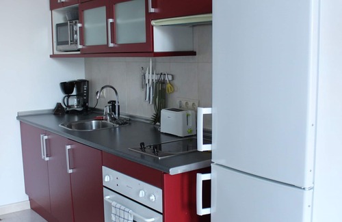 Vicalvaro Apartamento | Octavio Loft: Wifi /1.5 bathrooms /AA