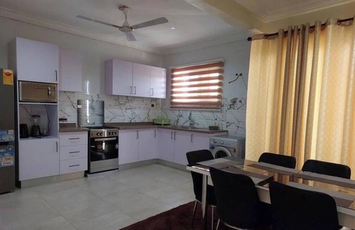 Kasoa Apartamento | October Apartments 2 3 ensuite bedroom Vacation Home/Apartment in Kasoa