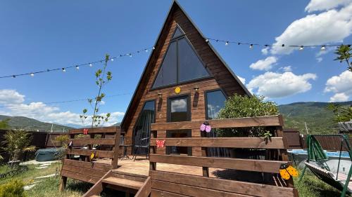 Tsilkani Chalet De Esquí | Oda Riverside Cottages