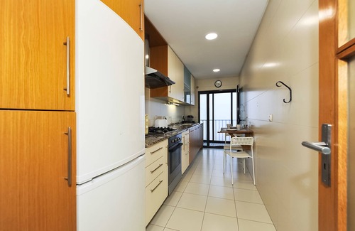 Oeiras Apartamento | Oeiras by the Beach, apartamento de 2 dormitorios para 6 personas, a 3 minutos de la playa - CHECKINHOME