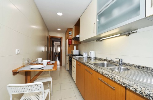Oeiras Apartamento | Oeiras by the Beach, apartamento de 2 dormitorios para 6 personas, a 3 minutos de la playa - CHECKINHOME