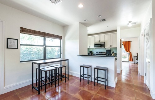Victoria Park Casa | ❤️of Downtown/Duplex in Victoria Park!❤️