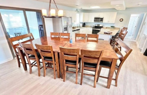 Sandbridge Casa | Pool, hot tub, family friendly, walk to beach.