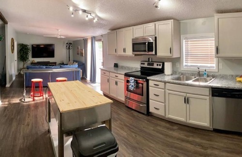 Bolivia Casa | Off the Beaten Cart Path. Great house with big backyard.