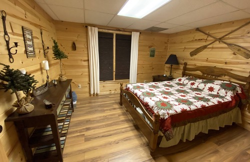 Epworth Cabina | Off The Beaten Path Cabin