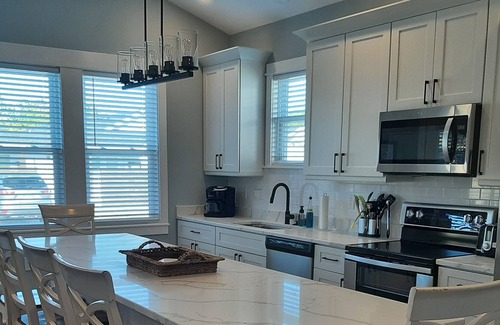 Corolla Cabaña | Off The Hook-New Luxury Cottage in the Heart of Corolla! Location is Fantastic!