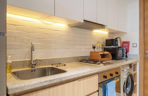 Jebel Ali Apartamento | OFFER! 50% OFF! Stylish flat for 2 people!