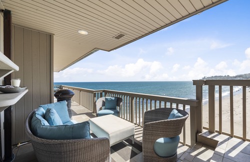 Central Malibu Condominio | Condominio frente al mar en Malibú con acceso privado a la playa y espectaculares vistas al mar