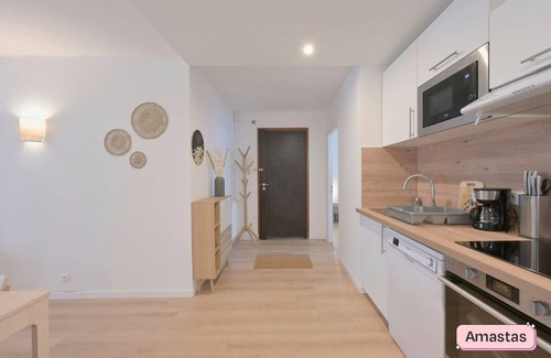 Valence Apartamento | Offers a room in an apartment