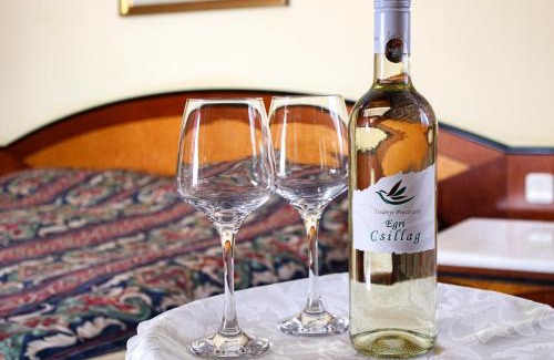 Eger Casa | Offi Haz Hotel