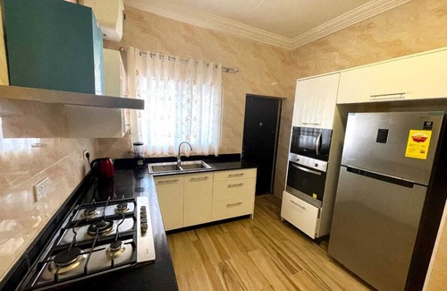 Santeo Casa | Ofoley 4 bedroom furnished family apartment