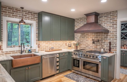 Wintergreen Casa | Oh Deer NEW LUXURY-renovated, hot tub/sauna, views