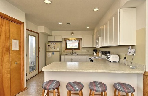 Ocean Hill Casa | A sólo 300 pies a la playa, 4 RBs, Mar y Faro de Vistas, perros