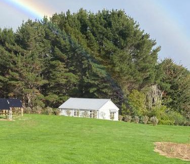 Wellington Casa | Ohariu Farm Cottage