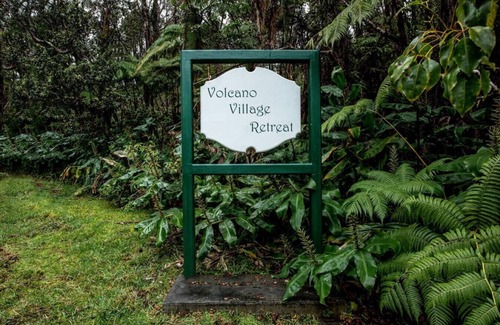 Volcano Cabaña | Ohia Cottage - Volcano Village Retreat