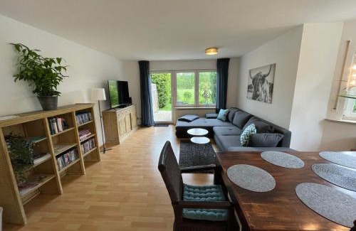 Michelfeld Apartamento | OhPardon! MICHELFELD - Terrasse, 5 Betten, Smart-TV