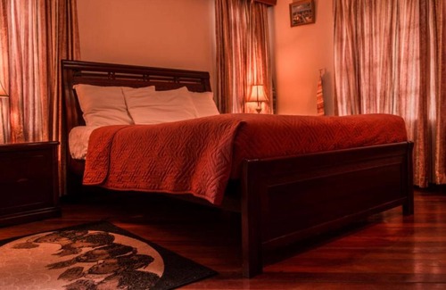 Naivasha Hotel | Oilepo Cottage
