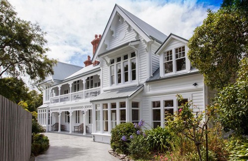 Akaroa Cama Y Desayuno | Oinako Bed & Breakfast