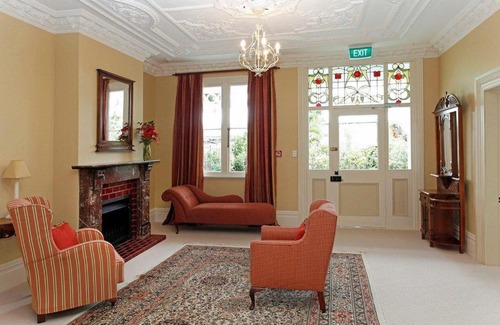 Akaroa Cama Y Desayuno | Oinako Bed & Breakfast