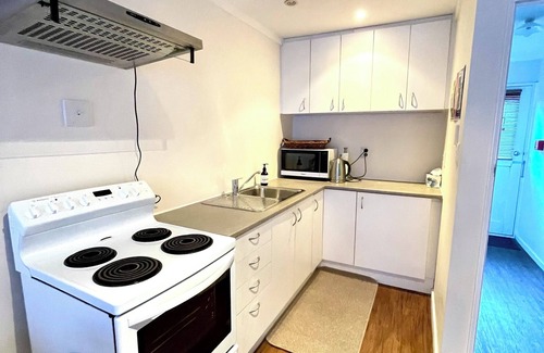 Queenstown Cabaña | OK Holiday Unit #5 - Queenstown Holiday Apartment