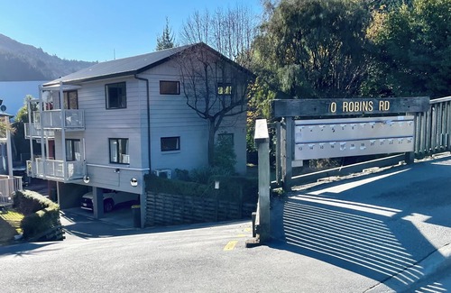 Queenstown City Centre Cabaña | Queenstown Central - Queenstown Holiday Apartment