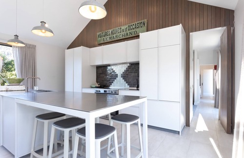 Okains Bay Casa | Okains Bay award winning Luxury Escape - Relax and Rejuvenate!