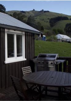 Okains Bay Casa | Okains Bay West Peak Cottage