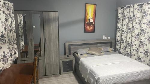 Accra Casa | Okyeame Memorial Guesthouse - Royal Stayokay