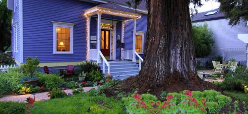 Cambria Cama Y Desayuno | Olallieberry Inn Bed and Breakfast