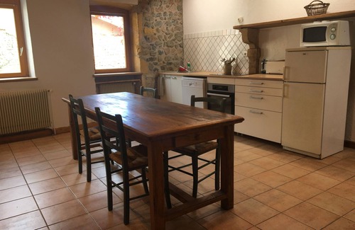 Saint-Romain-de-Popey Casa | Old Beaujolais farmhouse