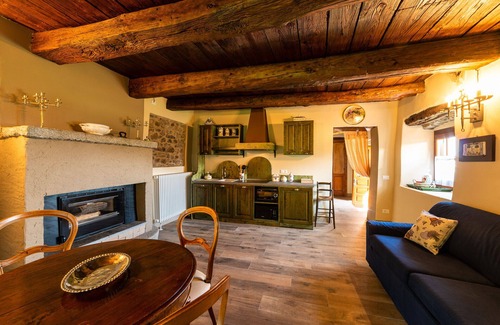 Montrigiasco Cabaña | LeRonche Antica Cascina, auténtica casa de campo italiana cerca del lago