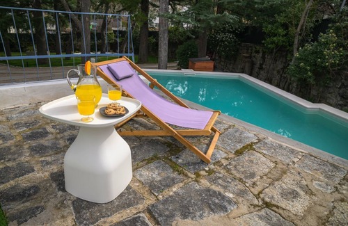 Mirasierra Casa | old chicken coop apartment