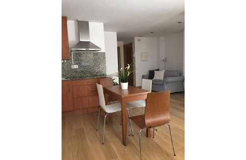 Cuenca Apartamento | Apartamentos Viejo Continente Bajo A