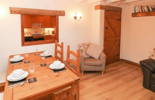 Scurlage Cabaña | Vacas de edad, admite mascotas, con un jardín en Scurlage, Ref 931743