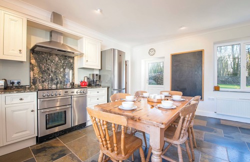 Pembroke Cabaña | Old Farm For Four, Holiday Cottage East Orielton, Nr Bosherston, Sleeps 4, 2 bedrooms, bathrooms