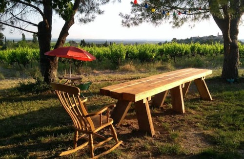 Cairanne Otro | Old farm in the middle of the vineyards