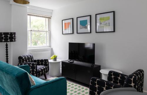 Bath Apartamento | Old Farmhouse - Brand New Apartment - Free Parking - Central Bath