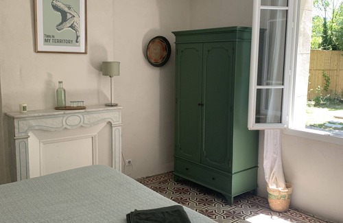 Saint-Andiol Otro | Old farmhouse with swimming pool