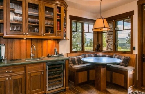 Truckee Casa | Old Greenwood Luxury Home ubicada entre los hoyos 17 y 18 con vistas de Northstar