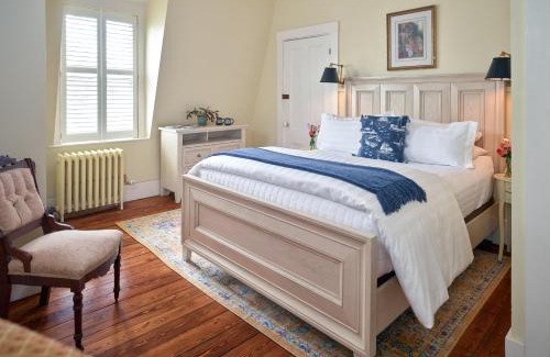 Brewster Cama Y Desayuno | Old Manse Inn