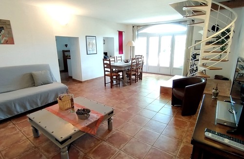 Cabannes Cabaña | Antigua casa de campo en la Provenza con piscina